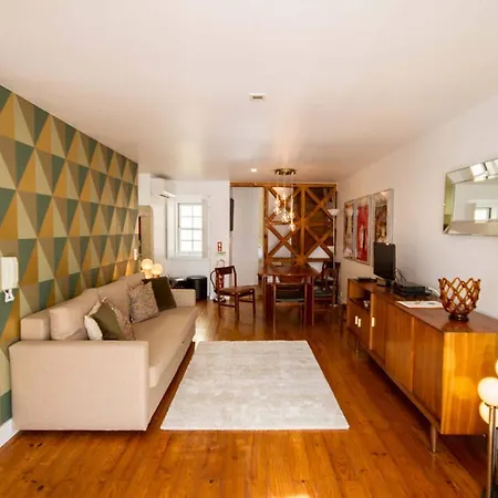 Vintage Chic With Terrace Garden & Air Con * Lisbona