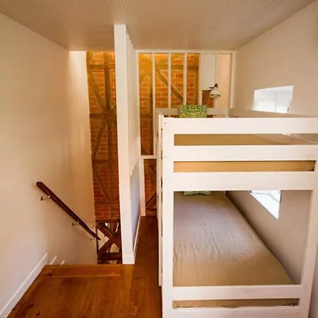 Apartament Vintage Chic With Terrace Garden & Air Con